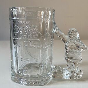 Vintage Coca Cola Collectible Santa Holiday Glass Mug
